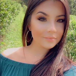 Meet your Posher, Michelle